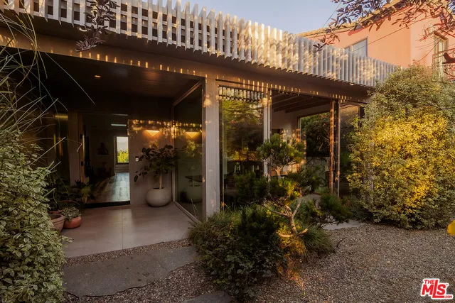$2,195,000 | 2139 Baxter Street, Los Angeles, CA 90039