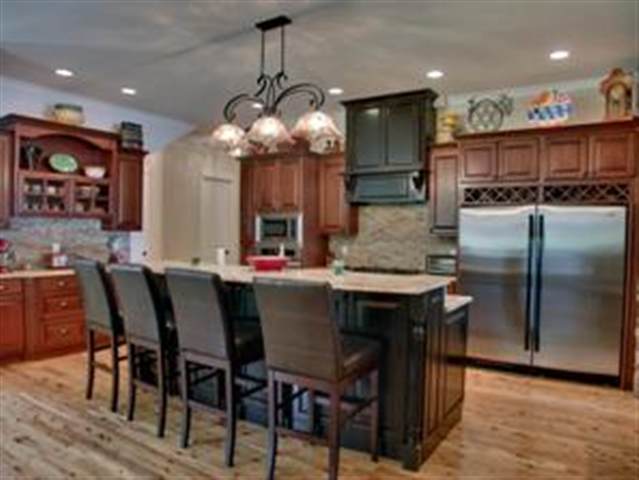 555 Riverbend Road Lavonia, GA 30553 - Photo 3 of 16 Gallery Image 3