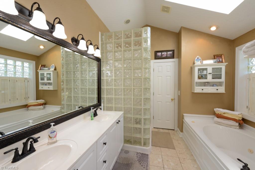2603 Burch Point High Point, NC 27265 - Photo 23 of 37 Gallery Image 23