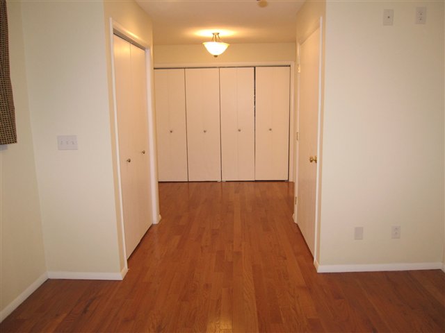 2316 West Overhill Road Peoria, IL 61615 - Photo 9 of 15 Gallery Image 9