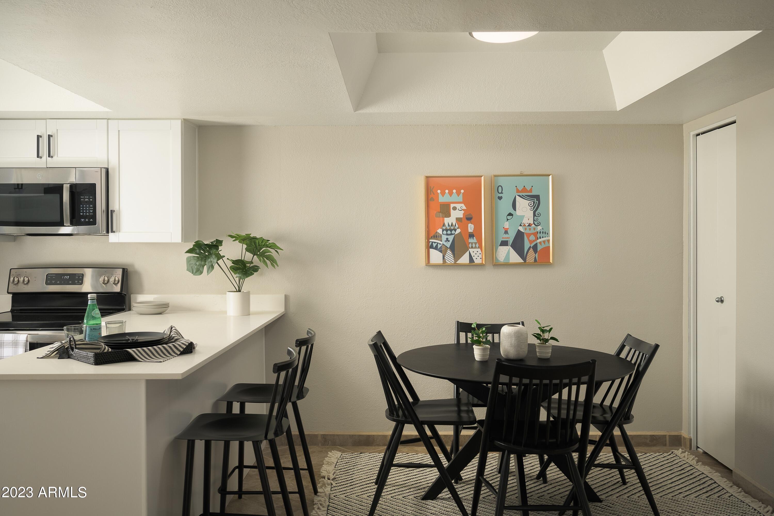 8550 East McDowell Road, Unit 1 Scottsdale, AZ 85257 - Photo 5 of 11 Dining Area