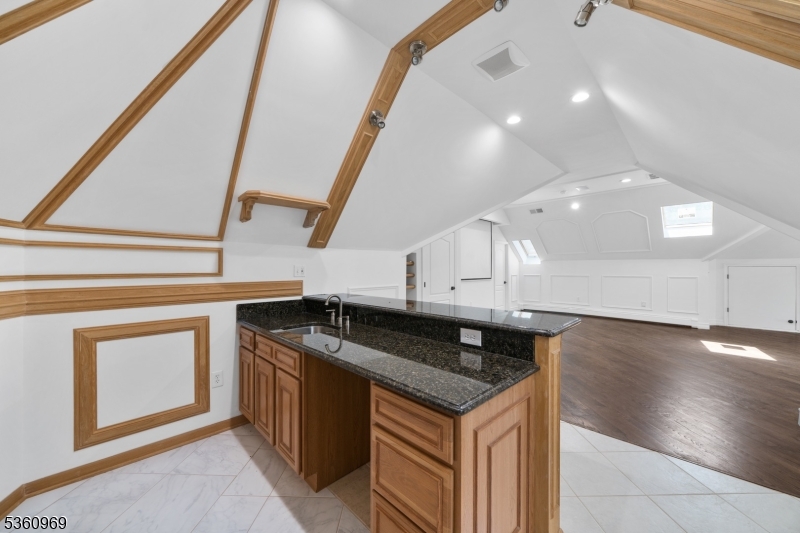 47 Cutlass Road Kinnelon, NJ 07405 - Photo 21 of 42 a kitchen with a stove and a sink