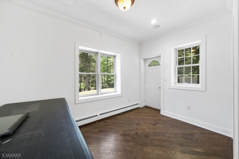 47 Cutlass Road Kinnelon, NJ 07405 - Photo 37 of 42 an empty room with windows
