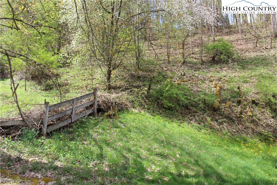 923 East Big Springs Road Lansing, NC 28643 - Photo 13 of 16 Gallery Image 13