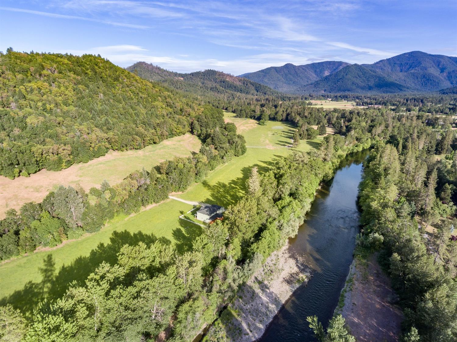3903 Helms Road Grants Pass, OR 97527 - Photo 8 of 35 Additional Photo