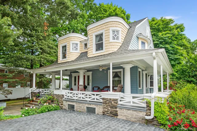 $949,000 | 230 Van Cortlandt Park Avenue, Yonkers, NY 10705