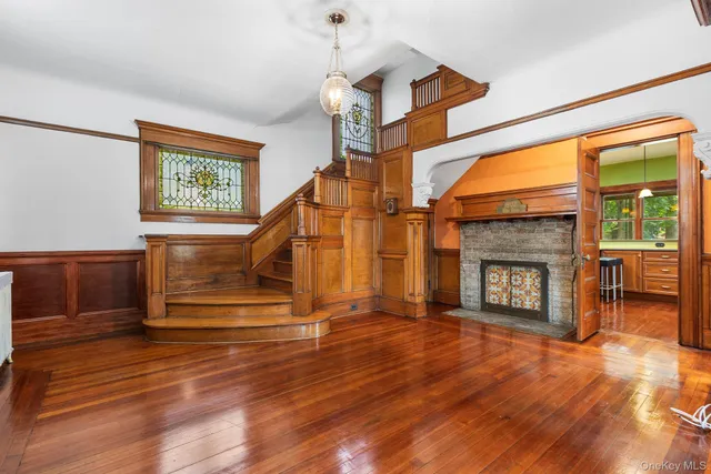 $949,000 | 230 Van Cortlandt Park Avenue, Yonkers, NY 10705