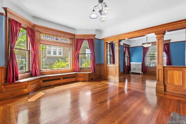 $949,000 | 230 Van Cortlandt Park Avenue, Yonkers, NY 10705