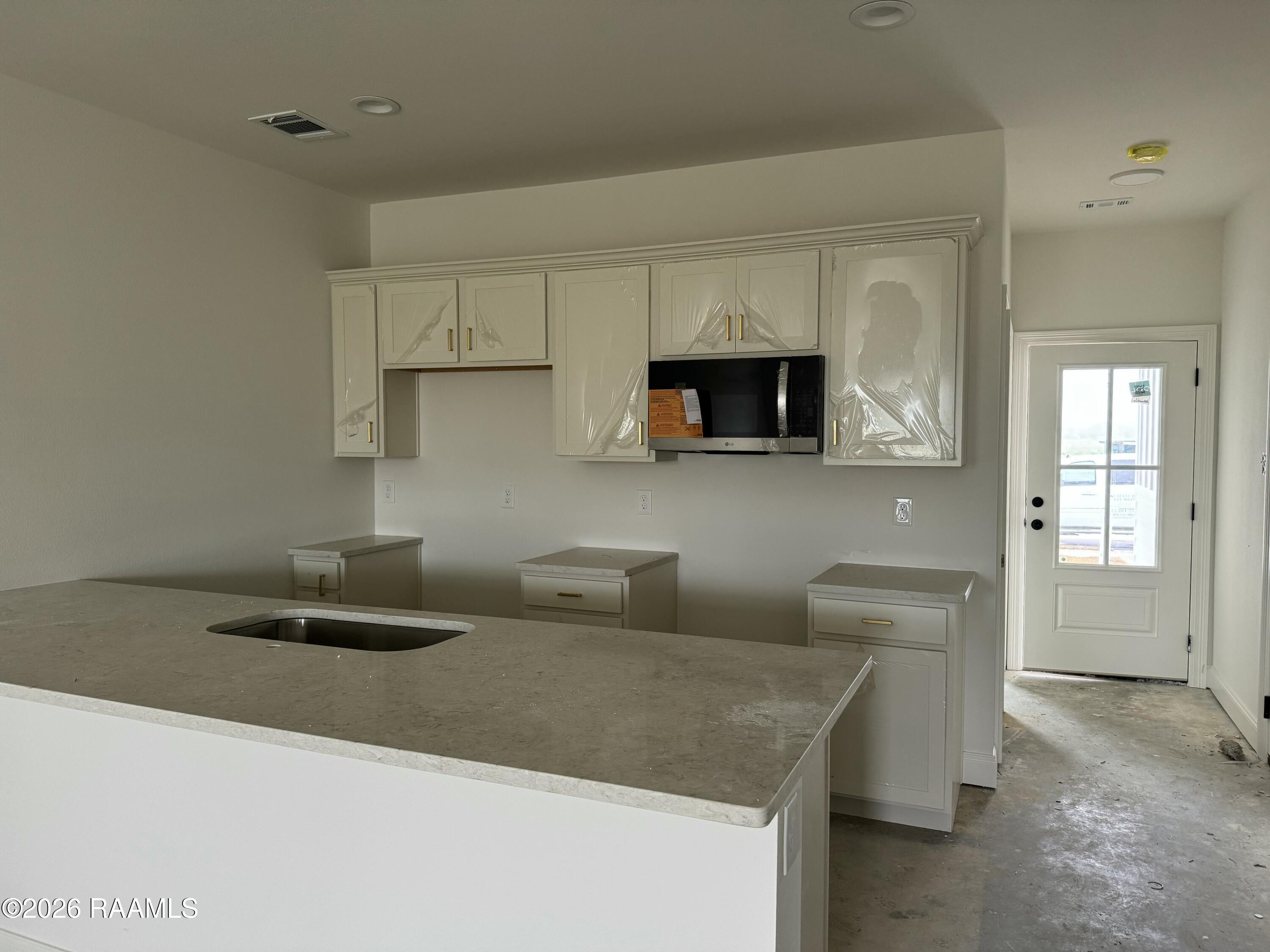 109 Maplebrook Youngsville, LA 70592 - Photo 4 of 11 IMG_7867