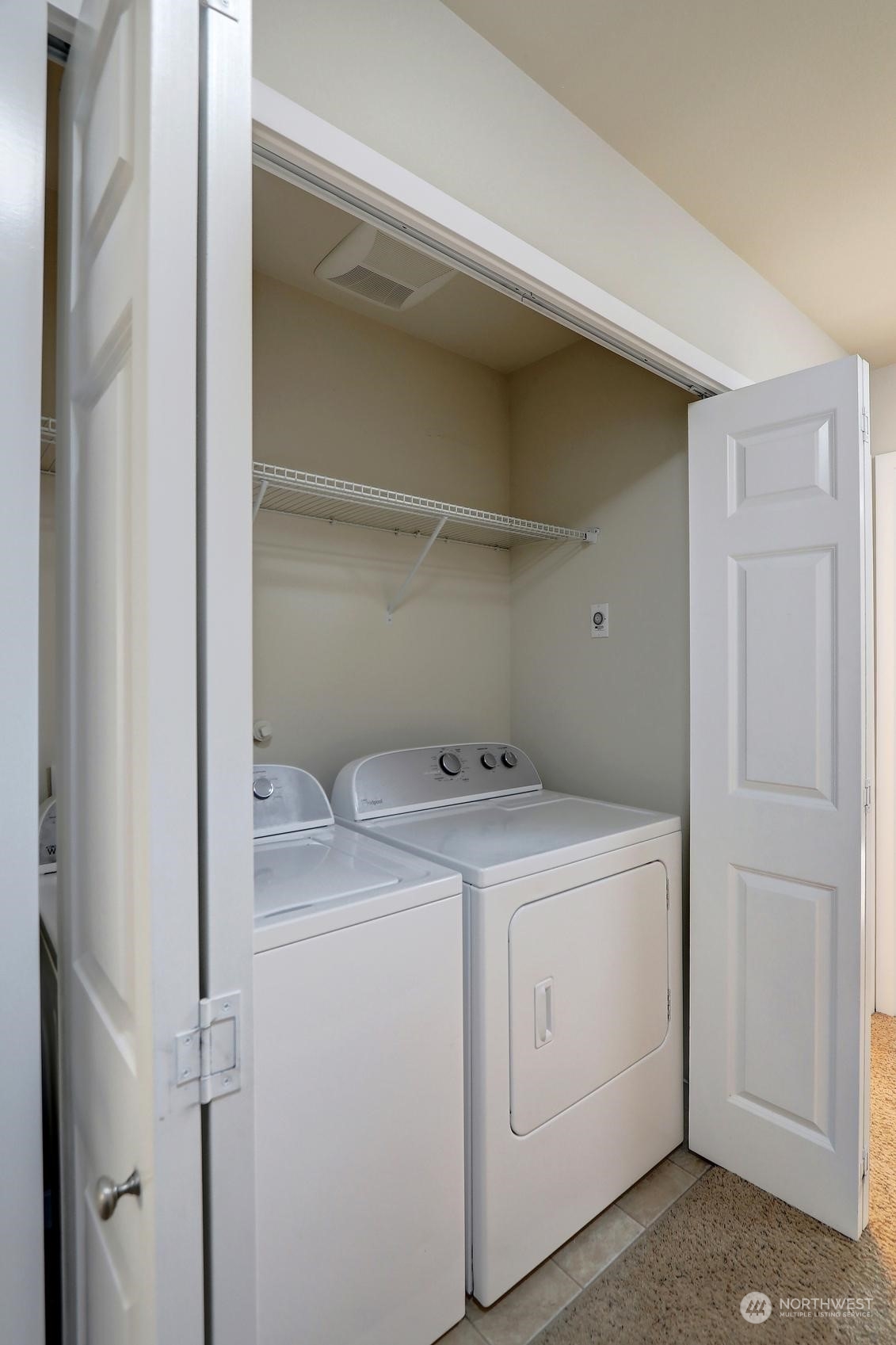 1900 Weaver Road, Unit G102 Snohomish, WA 98290 - Photo 12 of 17 Gallery Image 12