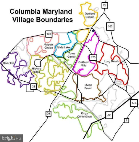 a picture of a wall with a white wall