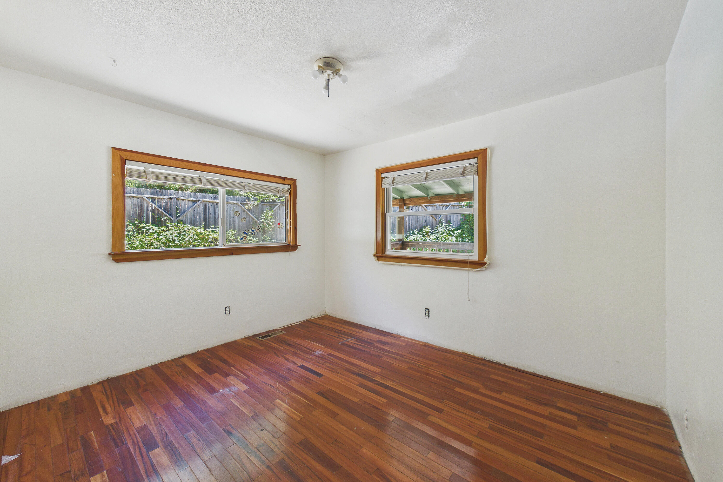 1250 Zenia Bluff Road Alderpoint, CA 95511 - Photo 41 of 73