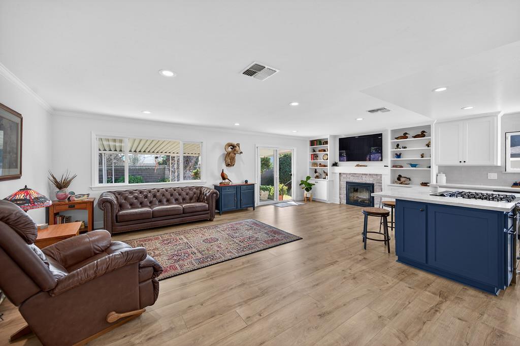 10580 Milazzo Way Rancho Cordova, CA 95670 - Photo 5 of 40