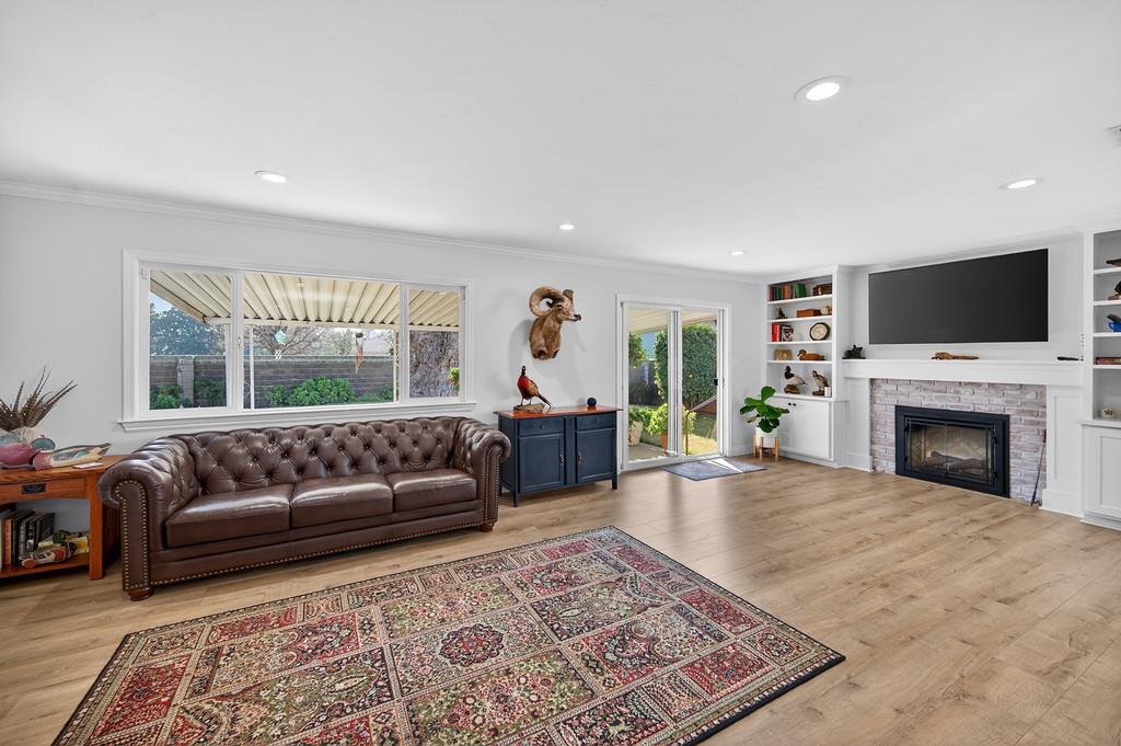 10580 Milazzo Way Rancho Cordova, CA 95670 - Photo 6 of 40