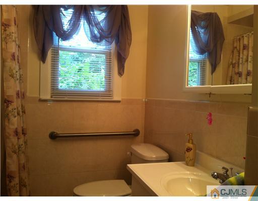 14 Piersoll Road Old Bridge, NJ 08857 - Photo 7 of 15 Gallery Image 7