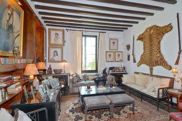 Undisclosed Address Palm Beach, FL 33480 - Photo 16 of 33 Salon