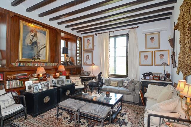 Undisclosed Address Palm Beach, FL 33480 - Photo 17 of 33 Salon