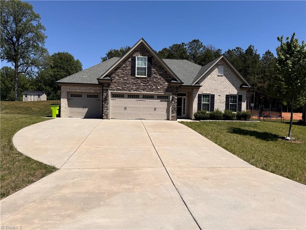 204 Shadow Trail Clemmons, NC 27012 - Photo 3 of 42