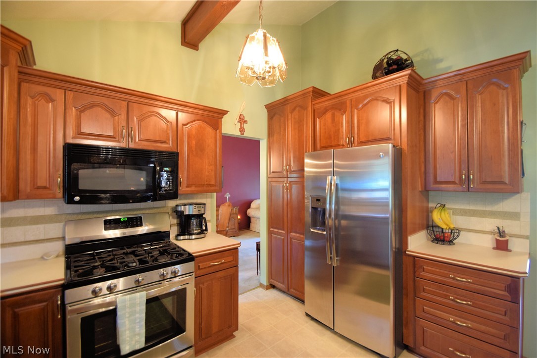 9205 Running Brook Drive Parma, OH 44130 - Photo 4 of 35 Gallery Image 4