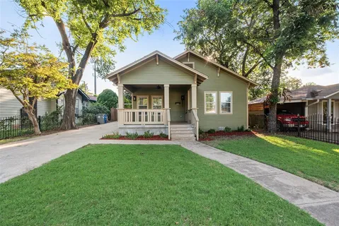 $489,000 | 807 Hollywood Avenue, Dallas, TX 75208