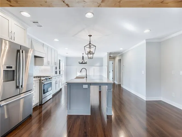 $835,000 | 5435 Shadburn Ferry Road, Buford, GA 30518