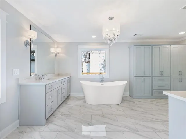 $835,000 | 5435 Shadburn Ferry Road, Buford, GA 30518