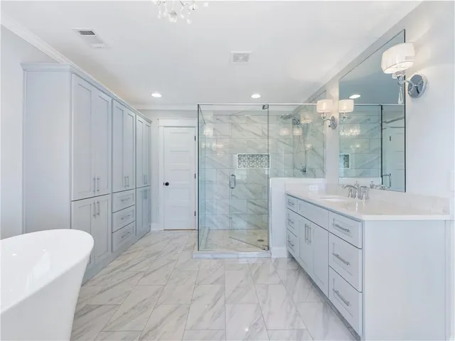 $835,000 | 5435 Shadburn Ferry Road, Buford, GA 30518