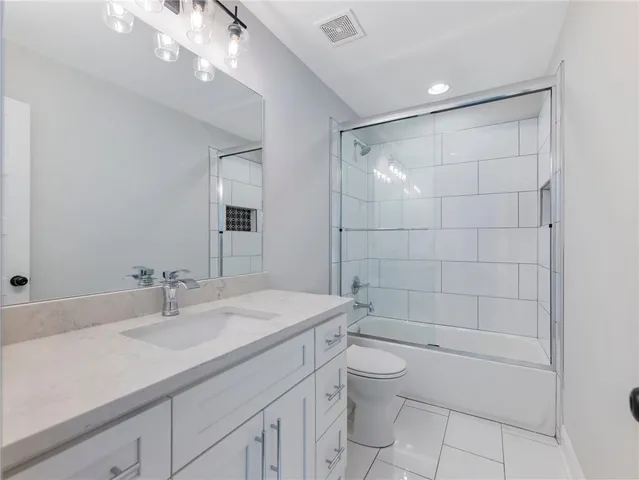 $835,000 | 5435 Shadburn Ferry Road, Buford, GA 30518