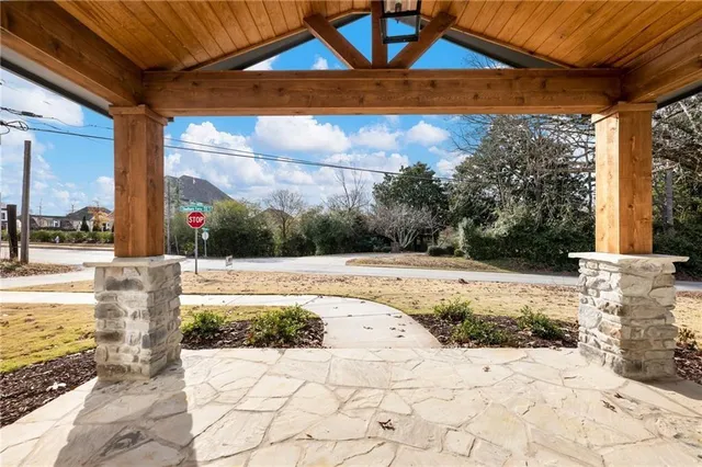 $835,000 | 5435 Shadburn Ferry Road, Buford, GA 30518