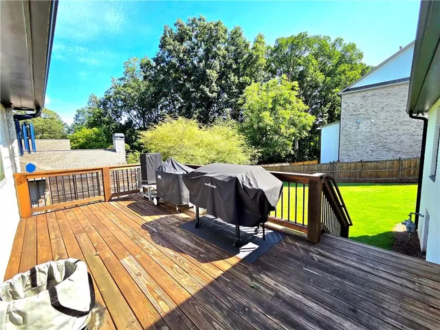 $835,000 | 5435 Shadburn Ferry Road, Buford, GA 30518