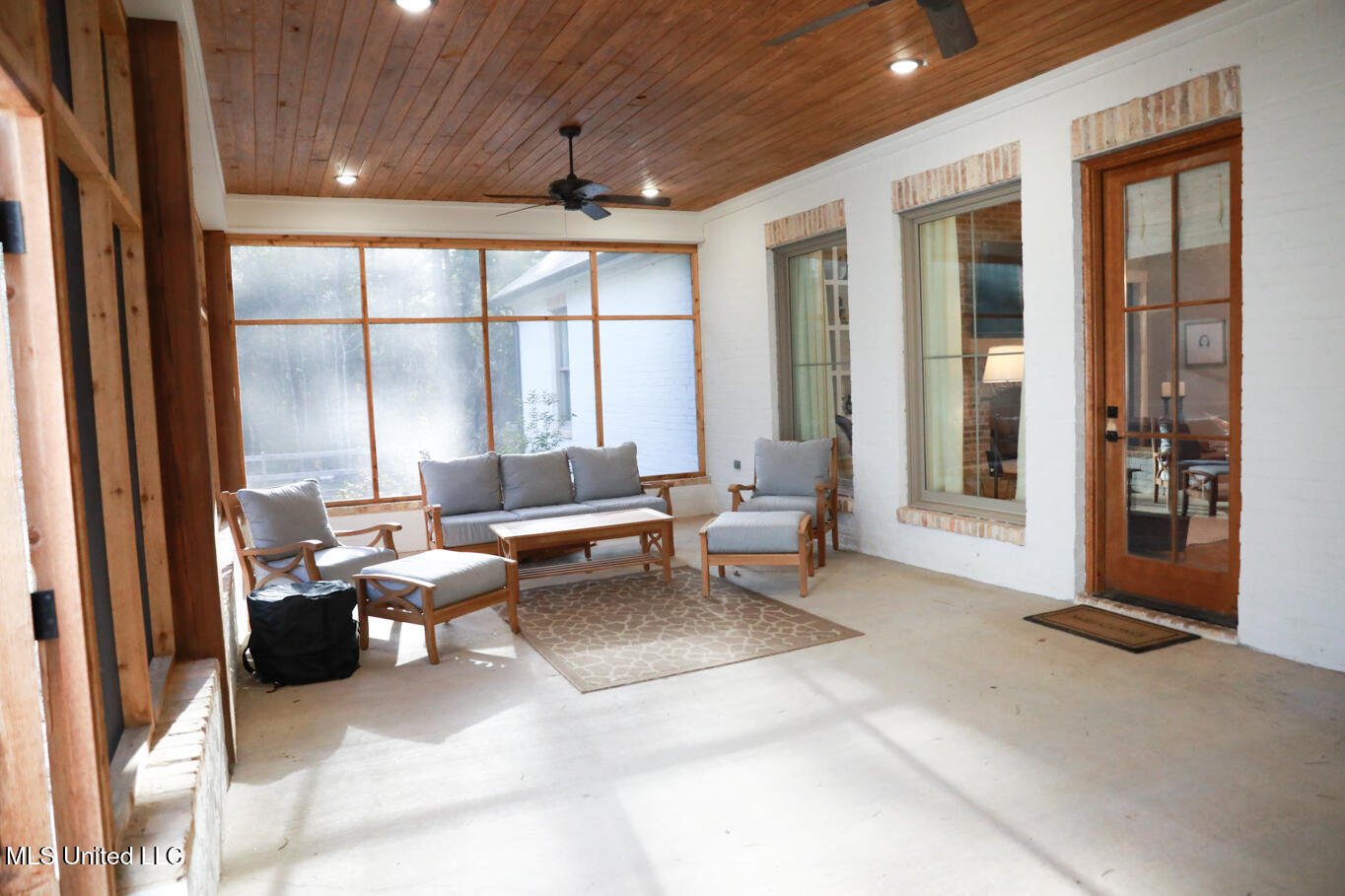 545 12 Oaks Trace Canton, MS 39046 - Photo 23 of 44 545 12 Oaks Trace-49