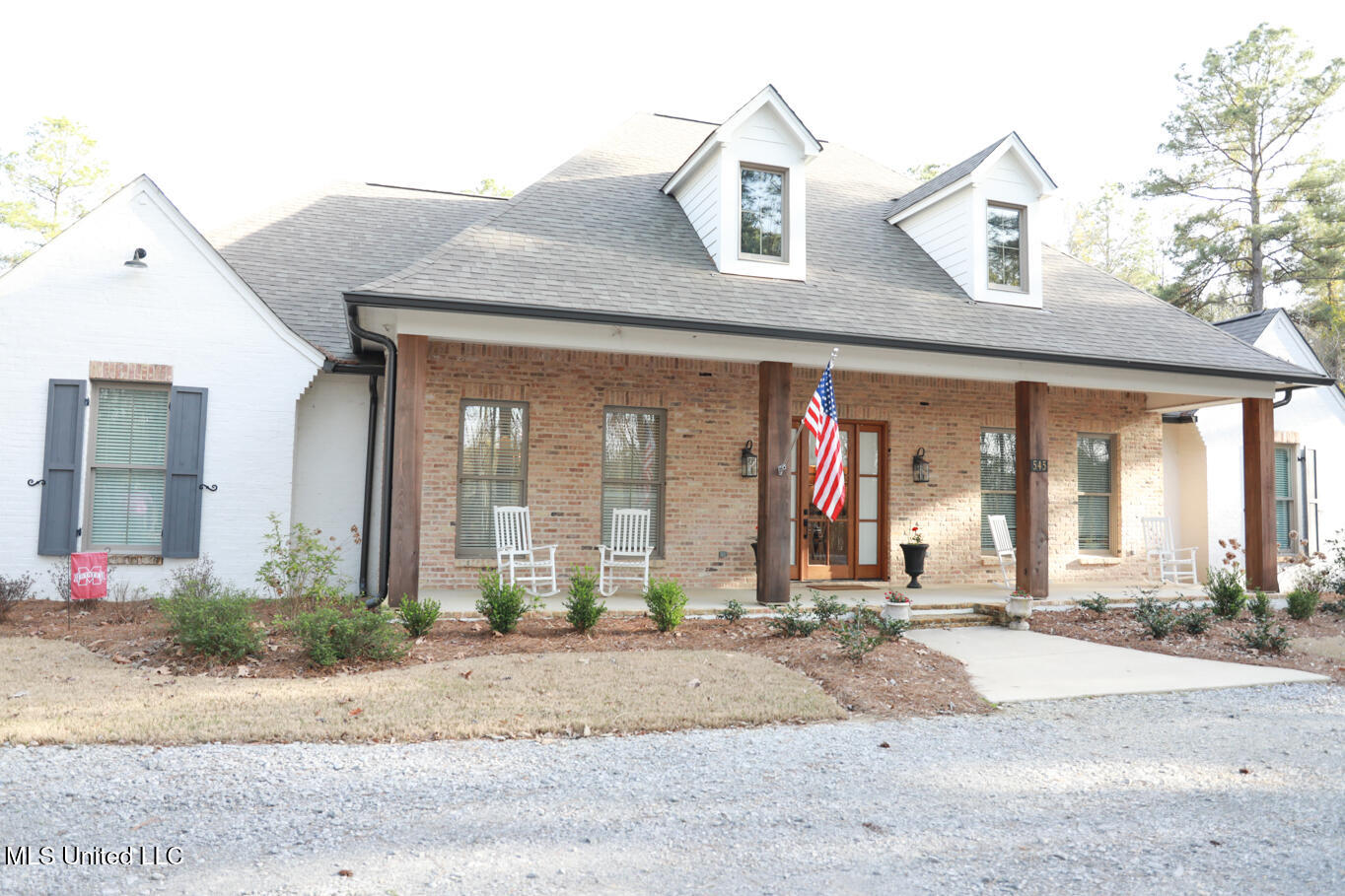 545 12 Oaks Trace Canton, MS 39046 - Photo 3 of 44 545 12 Oaks Trace-59