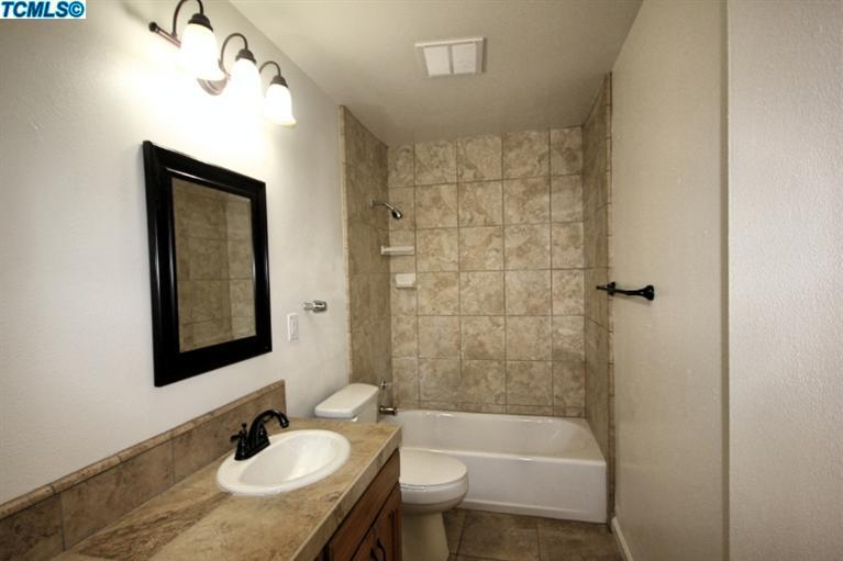 845 South R Street Tulare, CA 93274 - Photo 10 of 15 Additional Photo