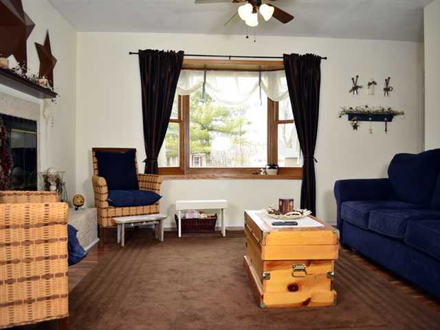 1602 Highview Road East Peoria, IL 61611 - Photo 6 of 14 Gallery Image 6