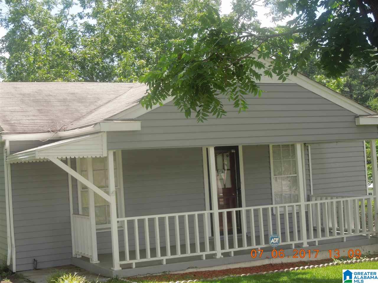 717 9th Street Pleasant Grove, AL 35127 - Photo 3 of 31