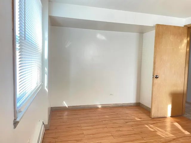 $1,100 | 8046 South Pulaski Road, Chicago, IL 60652