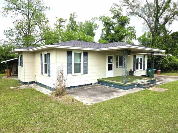 $104,900 | 4166 Baltzell Street, Marianna, FL 32446