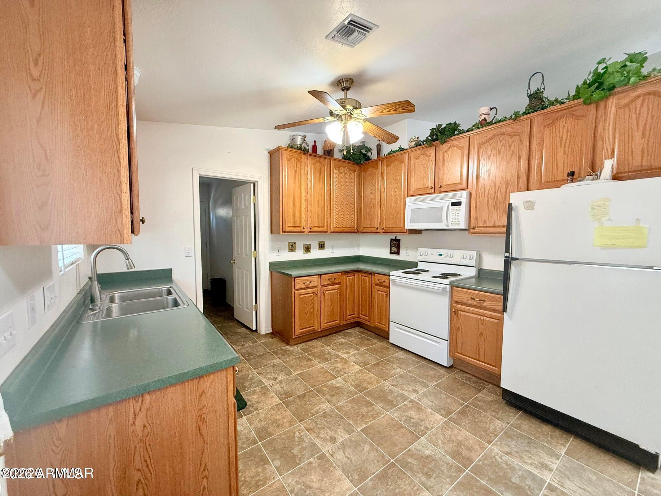 6348 Juniper Ridge Road Show Low, AZ 85901 - Photo 8 of 27