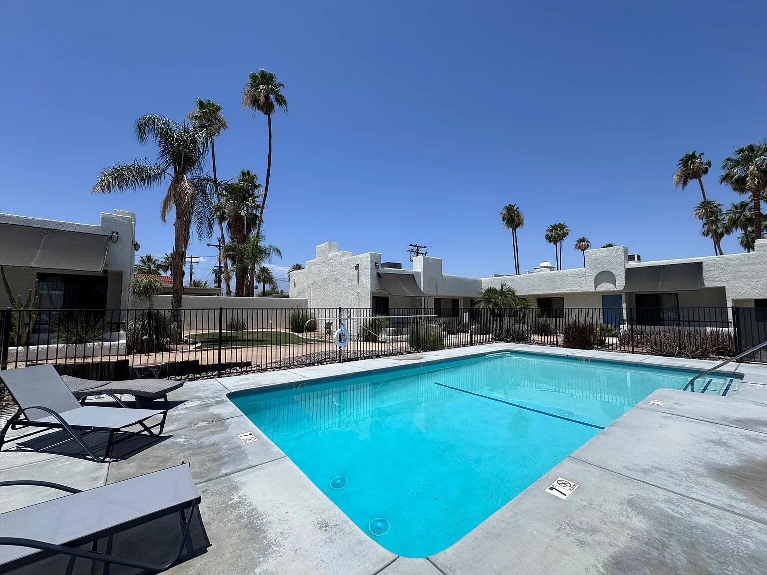 45451 Deep Canyon Road, Unit 2 Palm Desert, CA 92260 - Photo 18 of 24 17