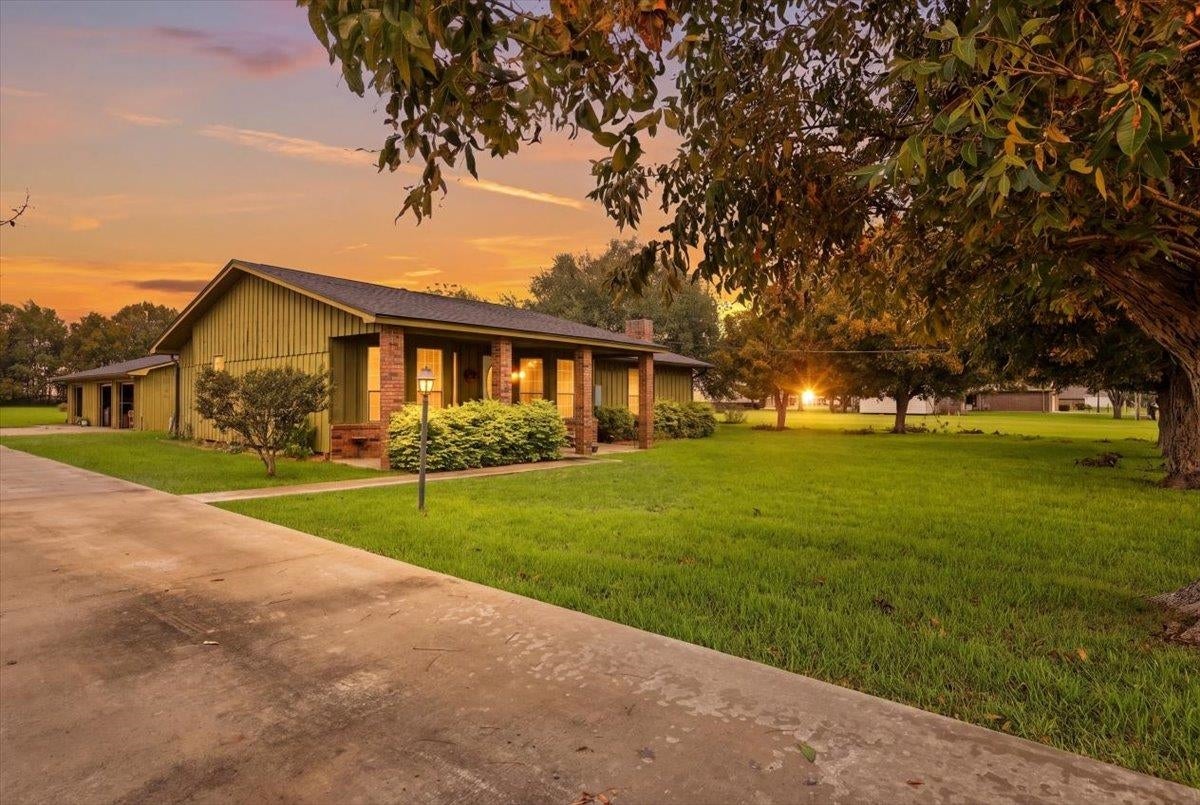 7966 Viterbo Road Nederland, TX 77627 - Photo 37 of 38 Gallery Image 37