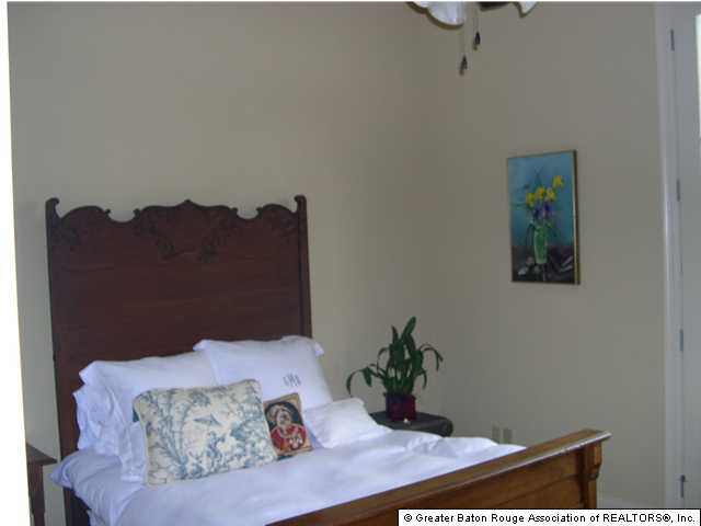2962 Rue Dauphine Baton Rouge, LA 70810 - Photo 4 of 12 Gallery Image 4