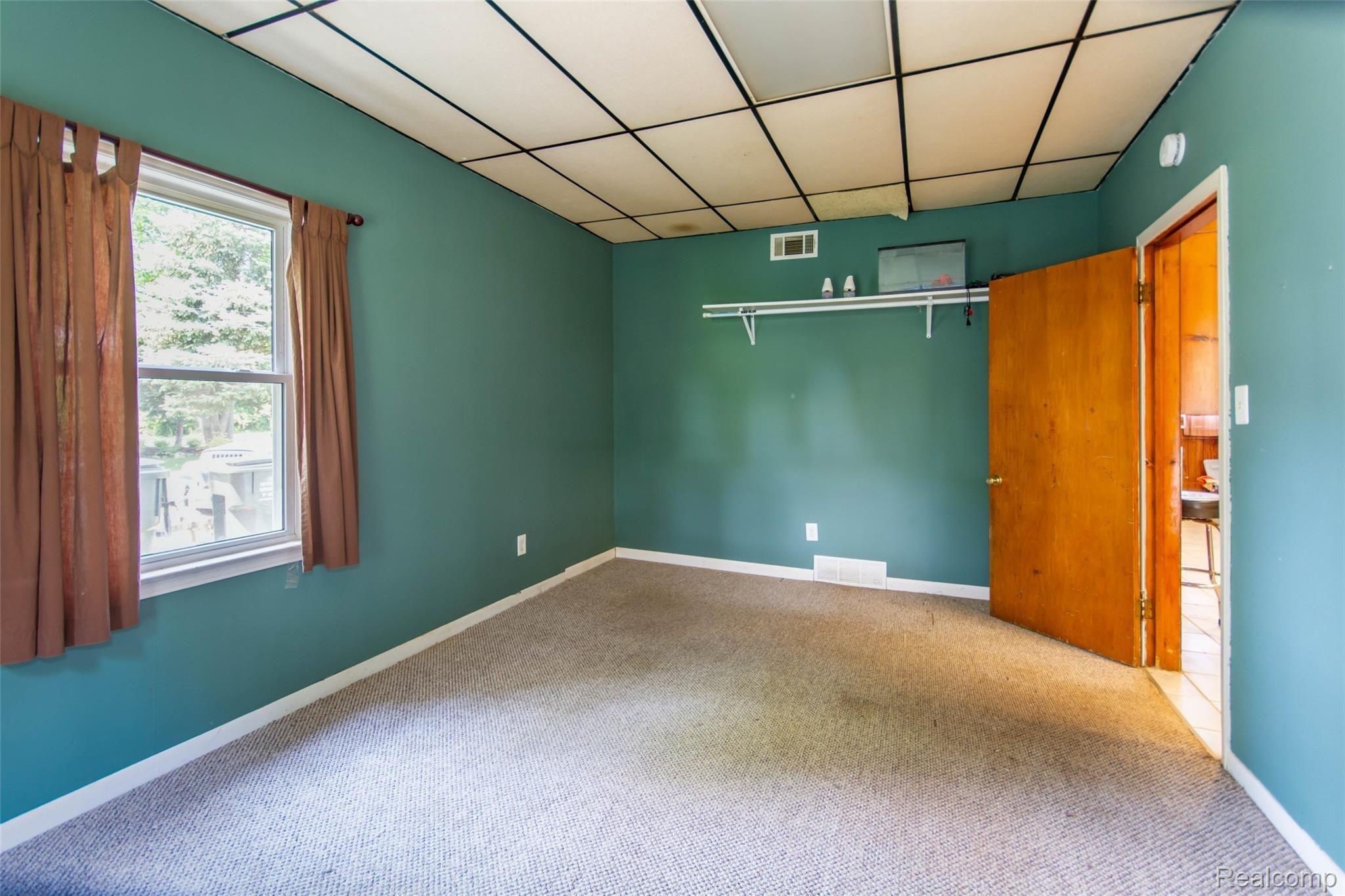 826 Michelson Road Rochester, MI 48307 - Photo 21 of 34 DSC_4561enf.jpg
