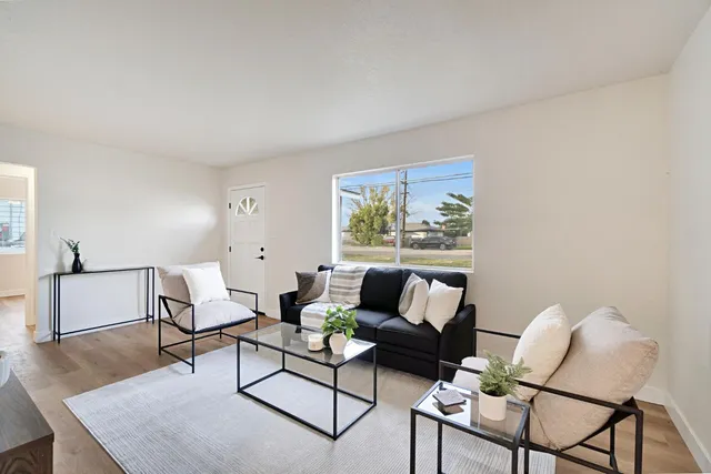 $365,000 | 8623 East Dinuba Avenue, Selma, CA 93662