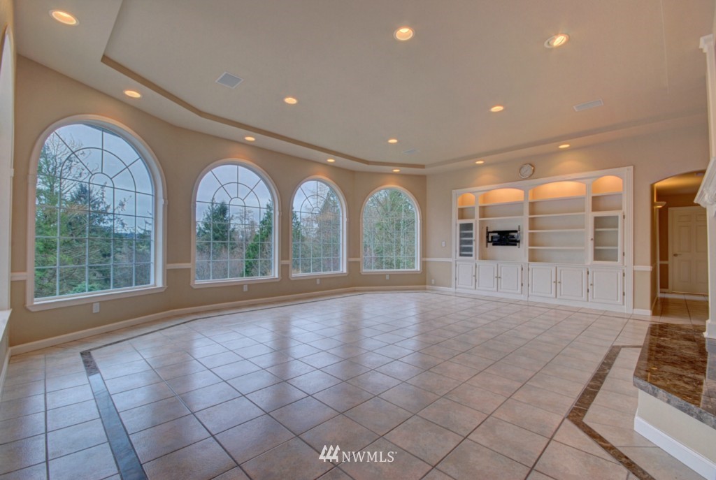 4128 Jones Road Oak Harbor, WA 98277 - Photo 3 of 15 Gallery Image 3