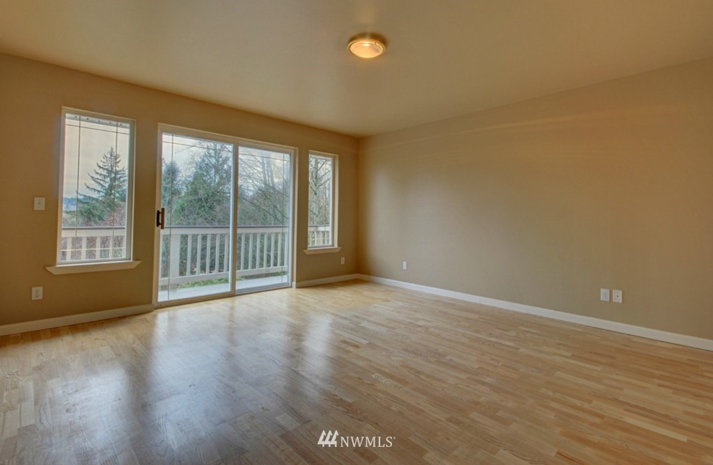 4128 Jones Road Oak Harbor, WA 98277 - Photo 6 of 15 Gallery Image 6