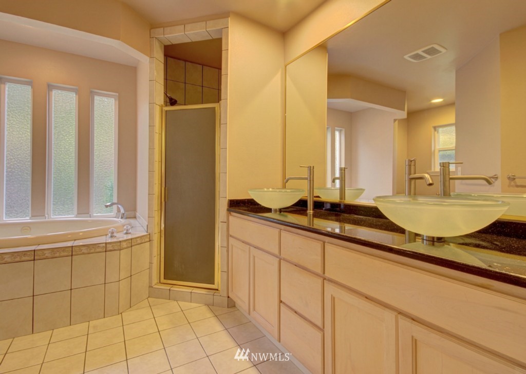 4128 Jones Road Oak Harbor, WA 98277 - Photo 7 of 15 Gallery Image 7
