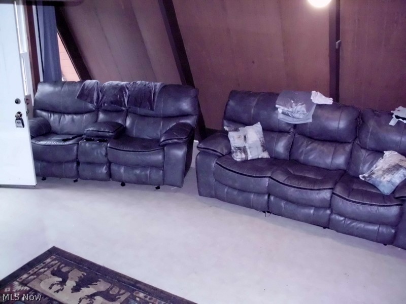 17811 Owen Road Middlefield, OH 44062 - Photo 17 of 29 Gallery Image 17