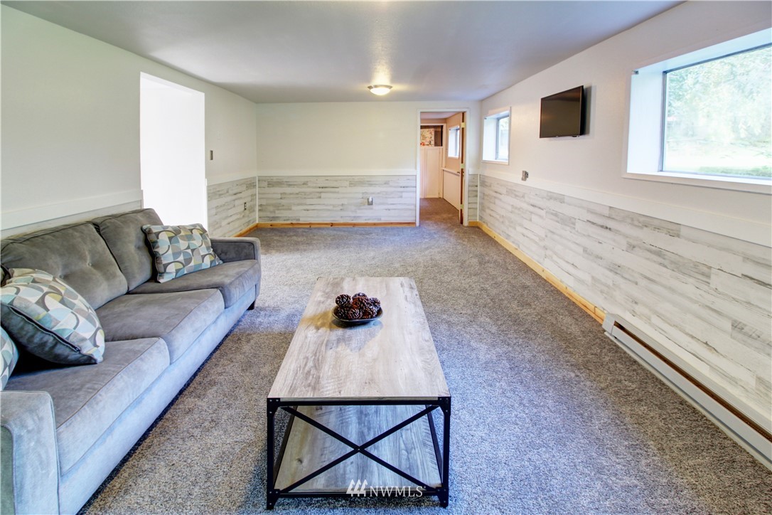 2417 Birch Bay Lynden Road Custer, WA 98240 - Photo 14 of 22 Gallery Image 14