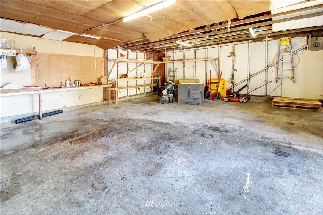 2417 Birch Bay Lynden Road Custer, WA 98240 - Photo 20 of 22 Gallery Image 20