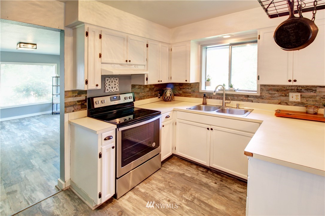 2417 Birch Bay Lynden Road Custer, WA 98240 - Photo 8 of 22 Gallery Image 8